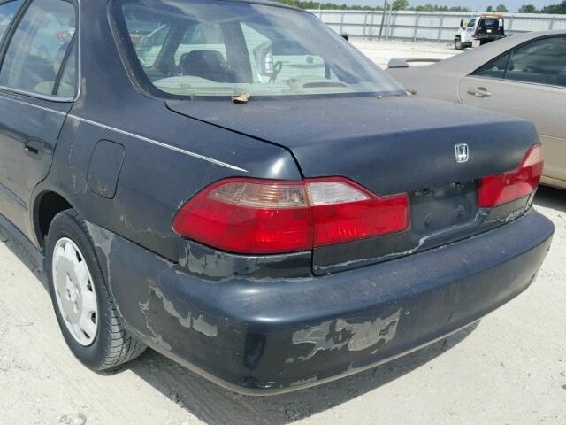 1HGCG5643YA126313 - 2000 HONDA ACCORD LX GREEN photo 9