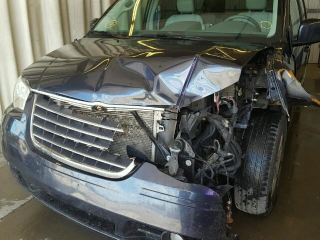 2A8HR54P88R124038 - 2008 CHRYSLER TOWN & COU BLUE photo 9