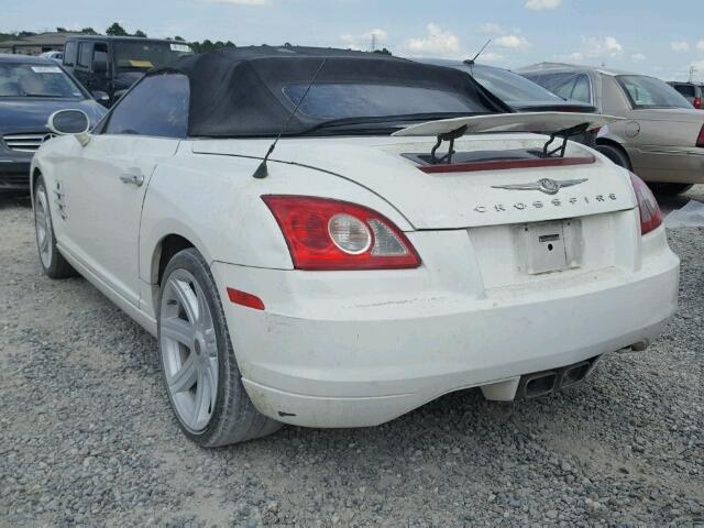 1C3AN65L65X024737 - 2005 CHRYSLER CROSSFIRE WHITE photo 3