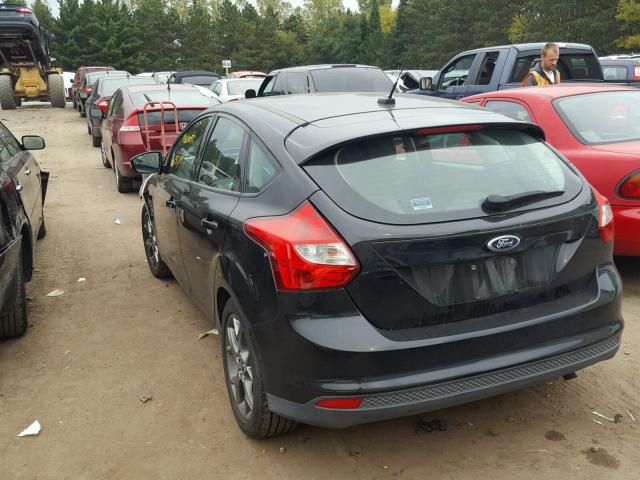 1FADP3K21DL255909 - 2013 FORD FOCUS SE BLACK photo 3