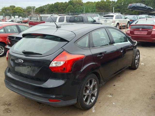 1FADP3K21DL255909 - 2013 FORD FOCUS SE BLACK photo 4