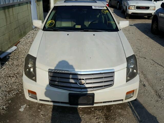 1G6DM577240135270 - 2004 CADILLAC CTS WHITE photo 9