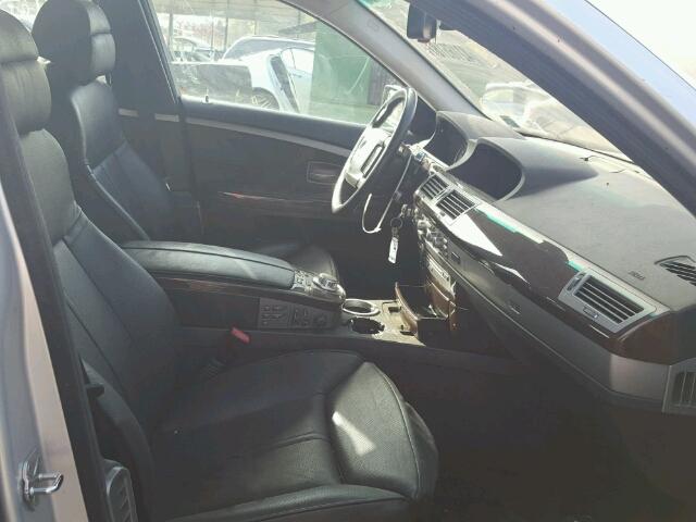 WBAHN83577DT77127 - 2007 BMW 750 GRAY photo 5
