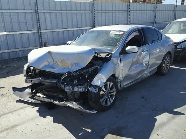 1HGCR2F36FA100267 - 2015 HONDA ACCORD SILVER photo 2