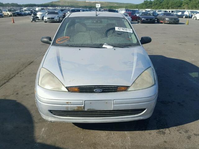 1FAFP33P92W245319 - 2002 FORD FOCUS GRAY photo 9