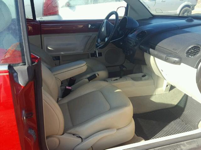 3VWSF31Y96M311927 - 2006 VOLKSWAGEN NEW BEETLE წითელი ფოტო 5