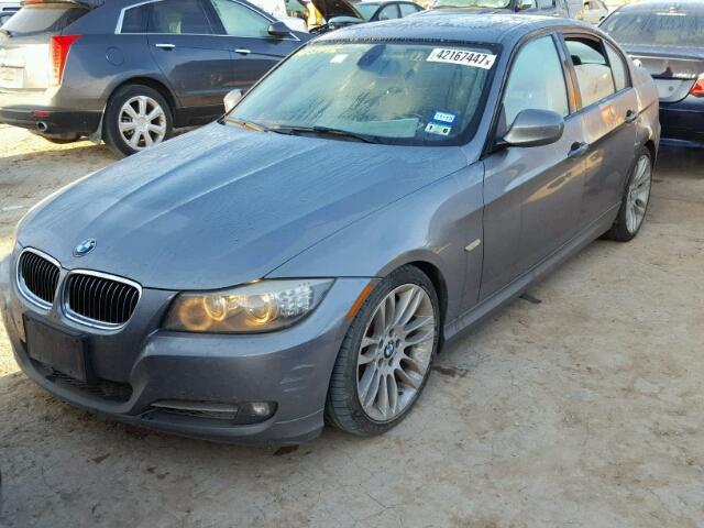 WBAPN7C59BA781952 - 2011 BMW 335 GRAY photo 2