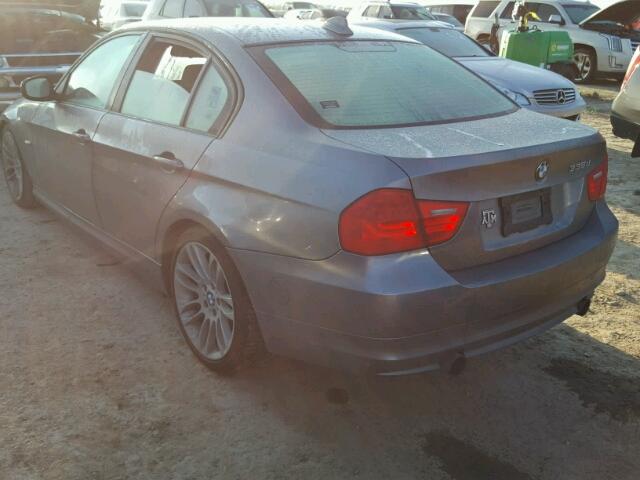 WBAPN7C59BA781952 - 2011 BMW 335 GRAY photo 3