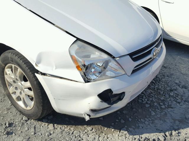 KNDMB233166097910 - 2006 KIA SEDONA EX WHITE photo 9