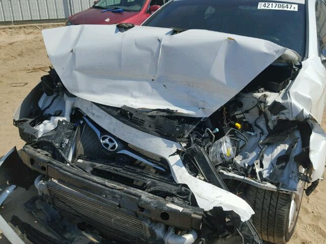 KMHHT6KD7DU088374 - 2013 HYUNDAI GENESIS CO WHITE photo 7