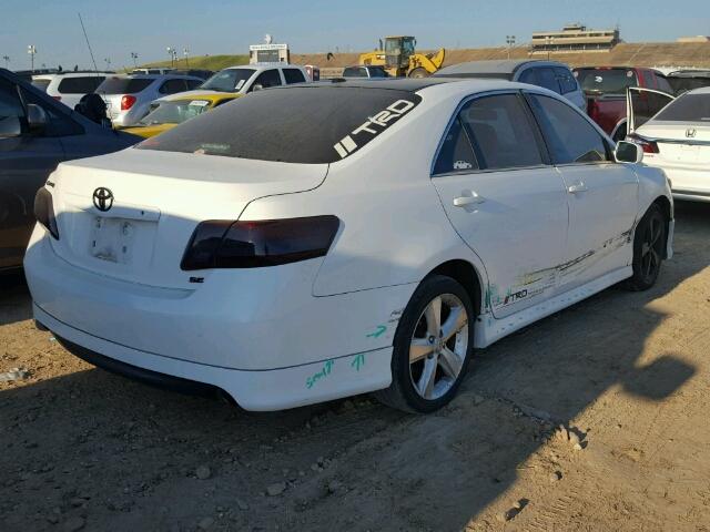 4T1BF3EK8AU544710 - 2010 TOYOTA CAMRY WHITE photo 4