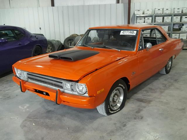 LH23G2B529866 - 1972 DODGE DART ORANGE photo 2