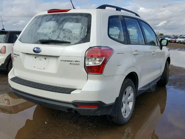 JF2SJABC6FH595709 - 2015 SUBARU FORESTER 2 WHITE photo 4