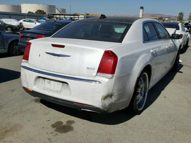 2C3CCAAGXFH864262 - 2015 CHRYSLER 300 LIMITE WHITE photo 4