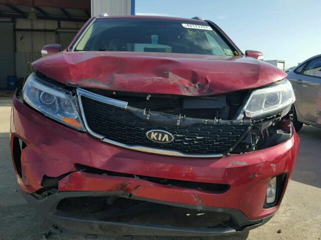 5XYKT3A67EG529452 - 2014 KIA SORENTO LX RED photo 9