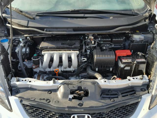 JHMGE8H3XDC041543 - 2013 HONDA FIT SILVER photo 7