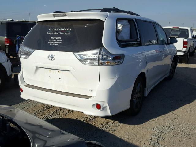 5TDXZ3DC5HS804717 - 2017 TOYOTA SIENNA SE WHITE photo 4