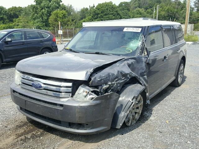 2FMDK53C99BA19586 - 2009 FORD FLEX LIMIT GRAY photo 2