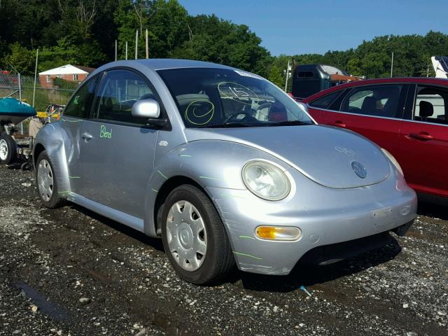3VWBC21C1YM474145 - 2000 VOLKSWAGEN NEW BEETLE SILVER photo 1
