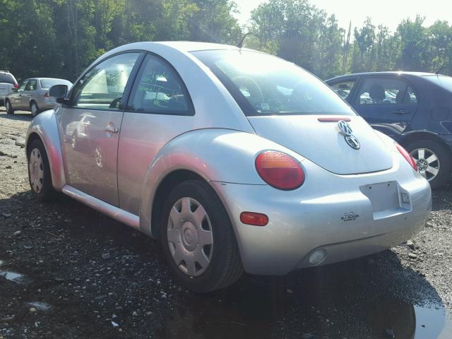 3VWBC21C1YM474145 - 2000 VOLKSWAGEN NEW BEETLE SILVER photo 3
