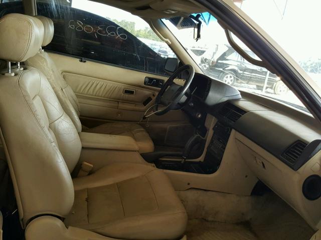 JH4KA3262LC007851 - 1990 ACURA LEGEND L GOLD photo 5