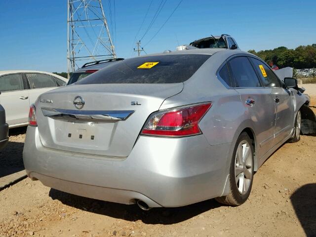 1N4AL3AP8FC461078 - 2015 NISSAN ALTIMA 2.5 SILVER photo 4