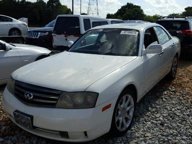 JNKAY41E83M000614 - 2003 INFINITI M45 WHITE photo 2