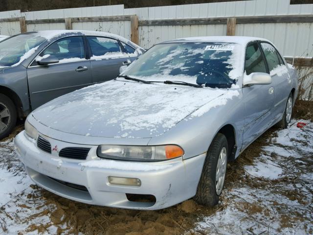 4A3AJ56G1WE028711 - 1998 MITSUBISHI GALANT ES SILVER photo 2