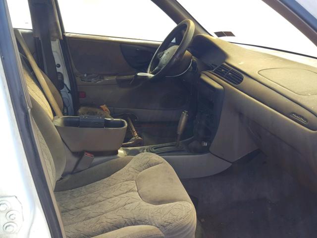 1G1NE52JX16204192 - 2001 CHEVROLET MALIBU LS WHITE photo 5