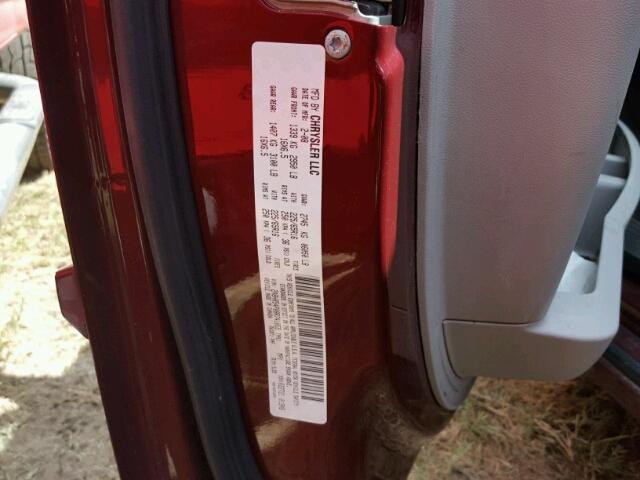 2A8HR54P08R741059 - 2008 CHRYSLER TOWN & COU MAROON photo 10