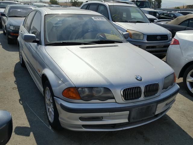 WBAAM5337XFR09109 - 1999 BMW 328I AUTOM SILVER photo 1