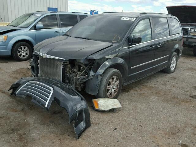 2A8HR54139R613105 - 2009 CHRYSLER TOWN & COU BLACK photo 2