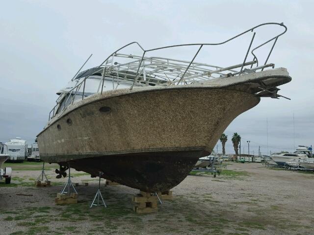 TRJNF032E585 - 1985 TROJ BOAT WHITE photo 1