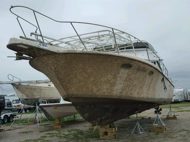 TRJNF032E585 - 1985 TROJ BOAT WHITE photo 2