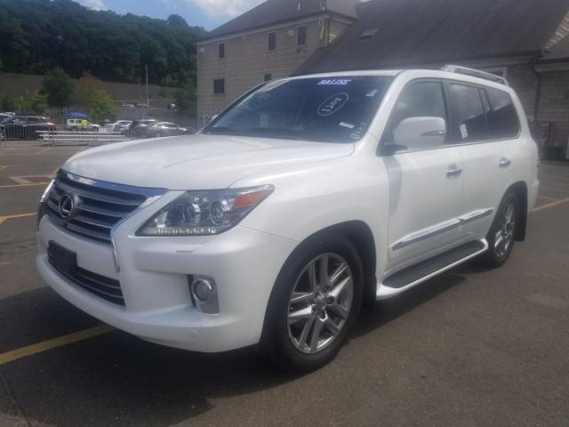 JTJHY7AX3D4111556 - 2013 LEXUS LX 570 WHITE photo 2