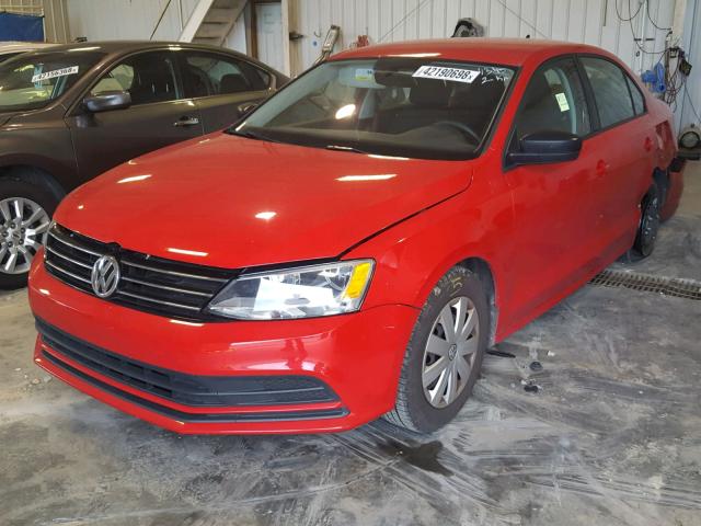 3VW2K7AJ2FM294345 - 2015 VOLKSWAGEN JETTA BASE RED photo 2
