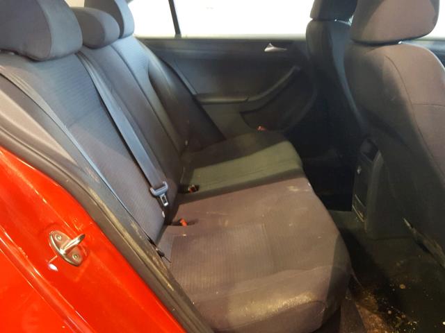 3VW2K7AJ2FM294345 - 2015 VOLKSWAGEN JETTA BASE RED photo 6