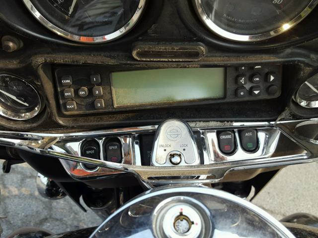 1HD1KEM13DB604147 - 2013 HARLEY-DAVIDSON FLHTK ELEC შავი ფოტო 8