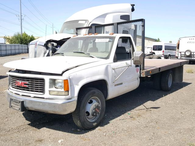 1GDJC34RXVF008676 - 1997 GMC SIERRA C35 WHITE photo 2