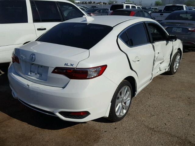 19UDE2F34HA003457 - 2017 ACURA ILX BASE WHITE photo 4