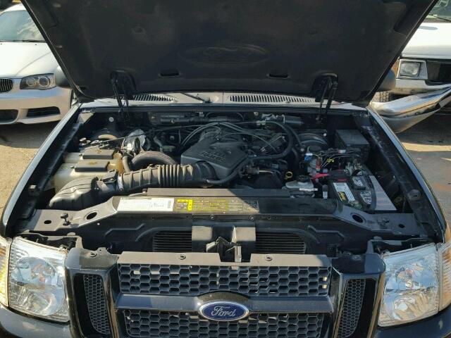 1FMYU60E52UD05331 - 2002 FORD EXPLORER S BLACK photo 7