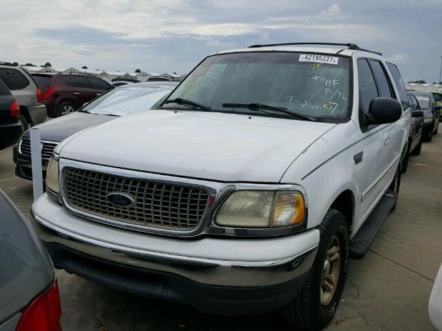 1FMRU1565YLC16270 - 2000 FORD EXPEDITION WHITE photo 2