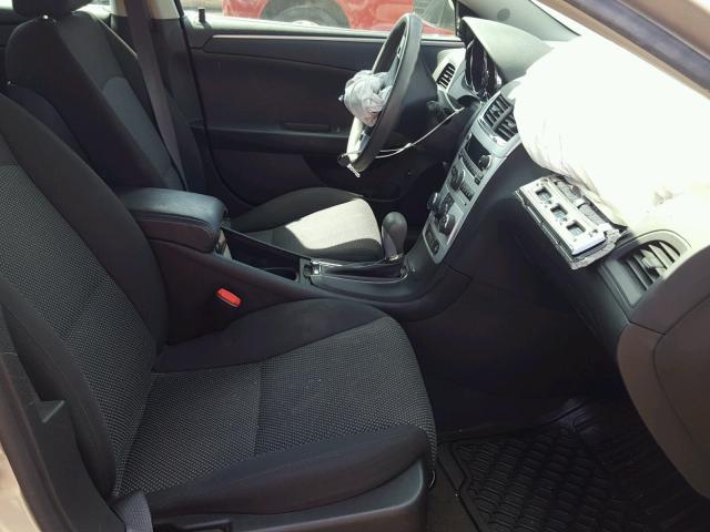 1G1ZH57B19F156751 - 2009 CHEVROLET MALIBU 1LT 金色 照片 5