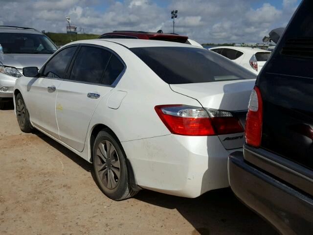 1HGCR2F33EA131359 - 2014 HONDA ACCORD WHITE photo 3