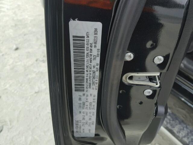 1C6RR7TT6HS522067 - 2017 RAM 1500 SLT შავი ფოტო 10