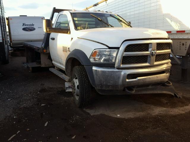 3C7WRNBL1GG200589 - 2016 RAM 5500 WHITE photo 1