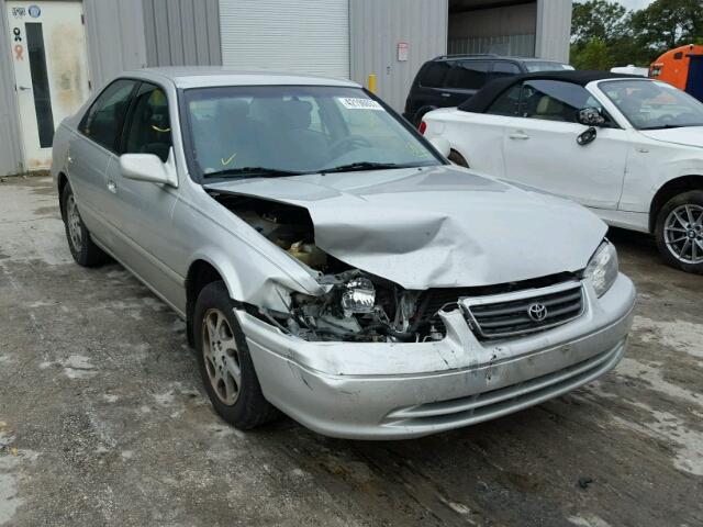 4T1BF22K5YU106879 - 2000 TOYOTA CAMRY LE SILVER photo 1