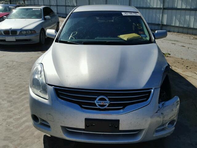 1N4AL2AP8AN521917 - 2010 NISSAN ALTIMA BAS SILVER photo 9