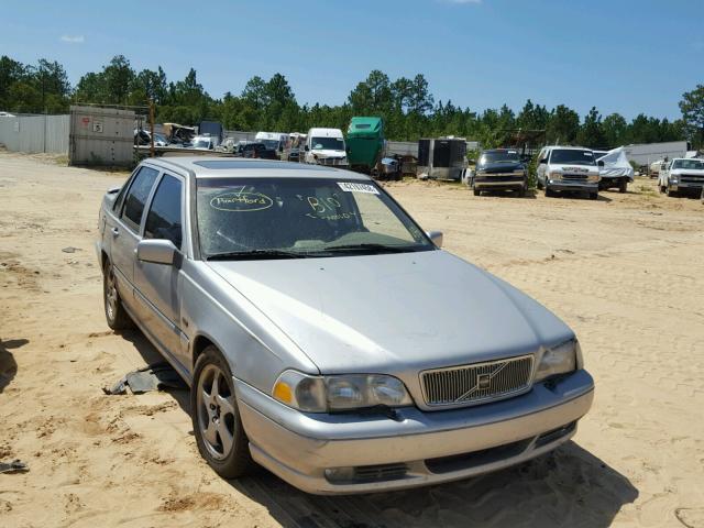 YV1LS5375W1549185 - 1998 VOLVO S70 T5 TUR GRAY photo 1