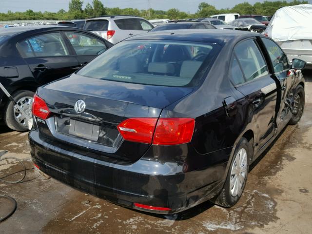 3VW2K7AJ4BM386230 - 2011 VOLKSWAGEN JETTA BASE Սև լուսանկար 4